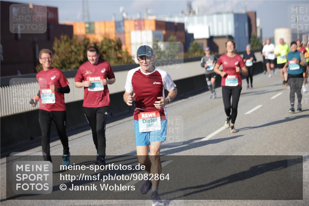 03.10.2025 - Köhlbrandbrückenlauf Jannik Wohlers http://msf.ph/oto/9082864 03.10.2025 10:05:52 Position 3 1984 meine-sportfotos.de