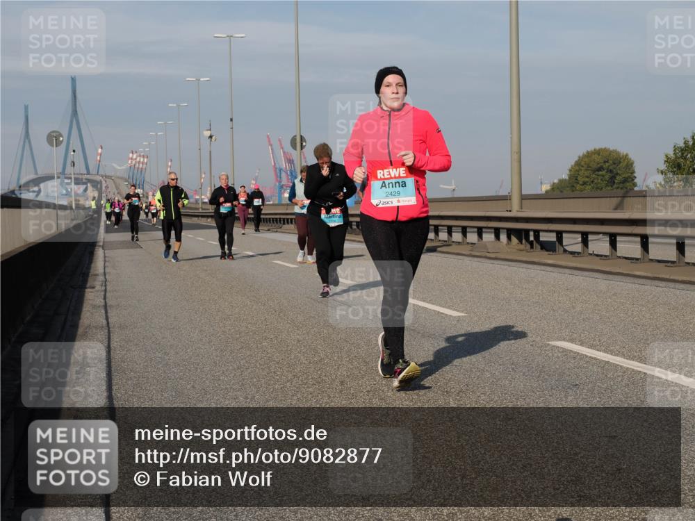 03.10.2025 - Köhlbrandbrückenlauf Fabian Wolf http://msf.ph/oto/9082877 03.10.2025 10:18:51 Position 3 2429 meine-sportfotos.de