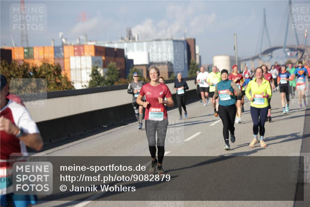 03.10.2025 - Köhlbrandbrückenlauf Jannik Wohlers http://msf.ph/oto/9082879 03.10.2025 10:05:53 Position 3 2439 meine-sportfotos.de