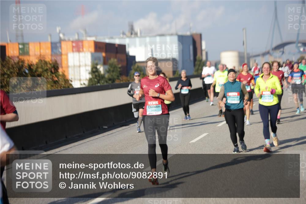 03.10.2025 - Köhlbrandbrückenlauf Jannik Wohlers http://msf.ph/oto/9082891 03.10.2025 10:05:53 Position 3 2439 meine-sportfotos.de
