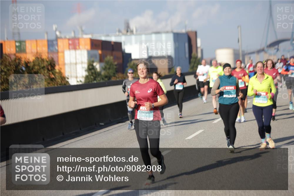 03.10.2025 - Köhlbrandbrückenlauf Jannik Wohlers http://msf.ph/oto/9082908 03.10.2025 10:05:53 Position 3 2439 meine-sportfotos.de