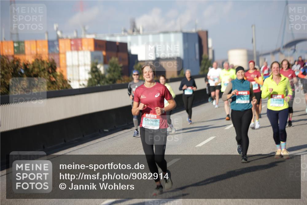 03.10.2025 - Köhlbrandbrückenlauf Jannik Wohlers http://msf.ph/oto/9082914 03.10.2025 10:05:53 Position 3 2439 meine-sportfotos.de