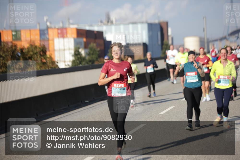 03.10.2025 - Köhlbrandbrückenlauf Jannik Wohlers http://msf.ph/oto/9082930 03.10.2025 10:05:54 Position 3 2439, 2296 meine-sportfotos.de