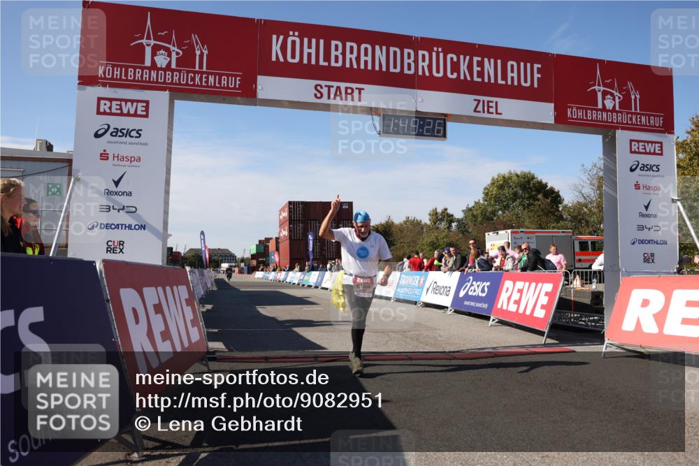 03.10.2025 - Köhlbrandbrückenlauf Lena Gebhardt http://msf.ph/oto/9082951 03.10.2025 13:49:27 Ziel 5736, 6102 meine-sportfotos.de