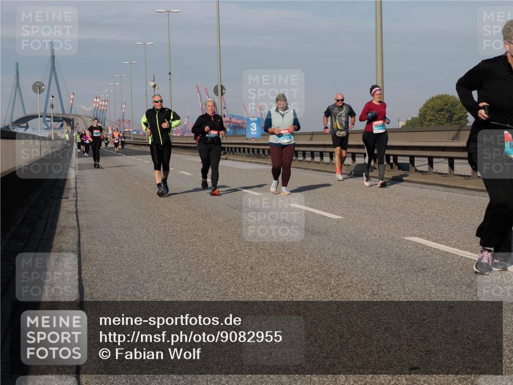 03.10.2025 - Köhlbrandbrückenlauf Fabian Wolf http://msf.ph/oto/9082955 03.10.2025 10:18:55 Position 3 3 meine-sportfotos.de