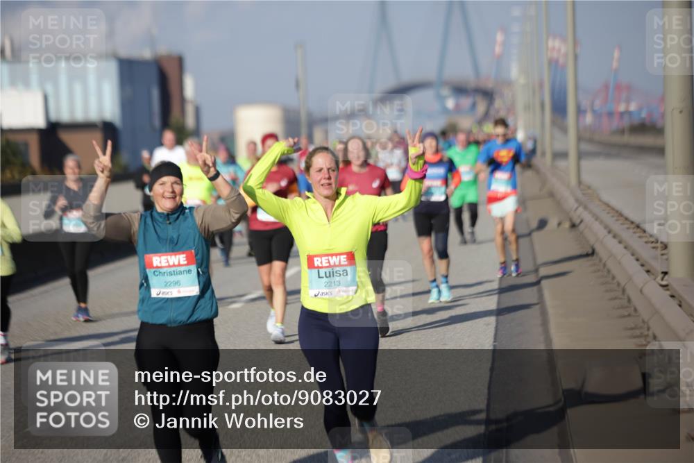 03.10.2025 - Köhlbrandbrückenlauf Jannik Wohlers http://msf.ph/oto/9083027 03.10.2025 10:05:55 Position 3 2296, 2213 meine-sportfotos.de