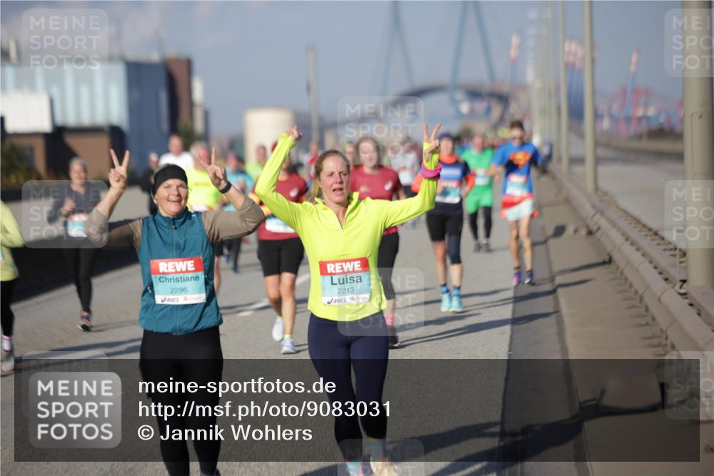 03.10.2025 - Köhlbrandbrückenlauf Jannik Wohlers http://msf.ph/oto/9083031 03.10.2025 10:05:55 Position 3 2296, 2213 meine-sportfotos.de