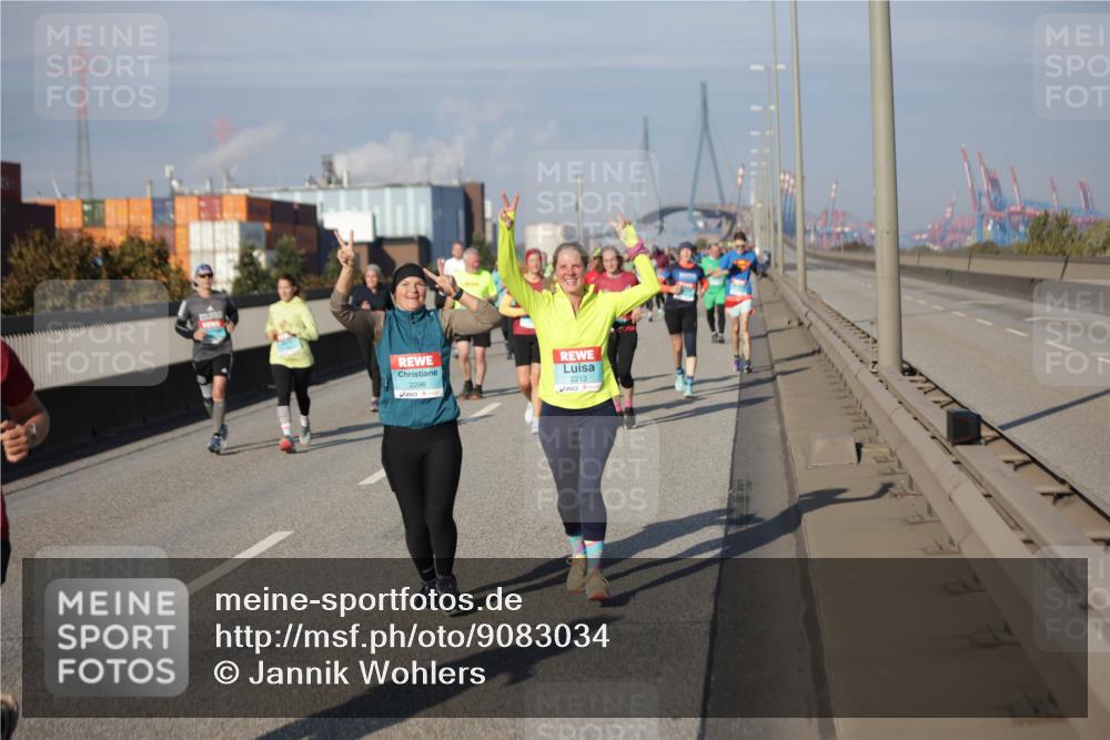 03.10.2025 - Köhlbrandbrückenlauf Jannik Wohlers http://msf.ph/oto/9083034 03.10.2025 10:05:56 Position 3 2296, 2213 meine-sportfotos.de