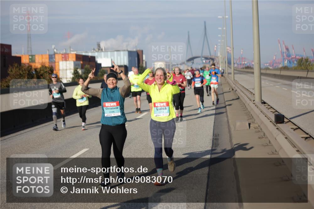 03.10.2025 - Köhlbrandbrückenlauf Jannik Wohlers http://msf.ph/oto/9083070 03.10.2025 10:05:56 Position 3 2296, 2213 meine-sportfotos.de