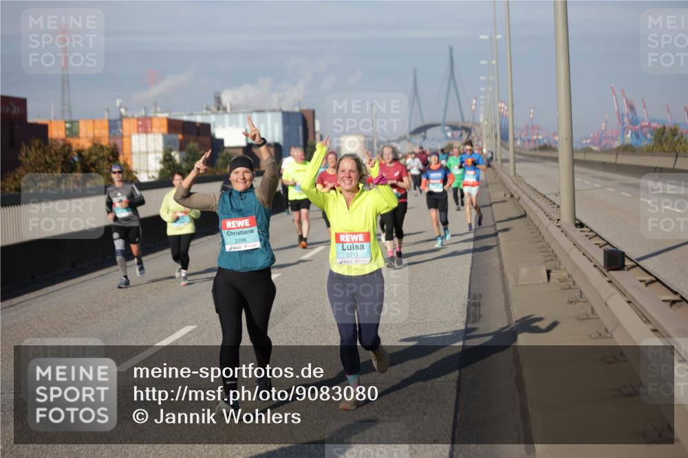 03.10.2025 - Köhlbrandbrückenlauf Jannik Wohlers http://msf.ph/oto/9083080 03.10.2025 10:05:56 Position 3 2296, 2213 meine-sportfotos.de