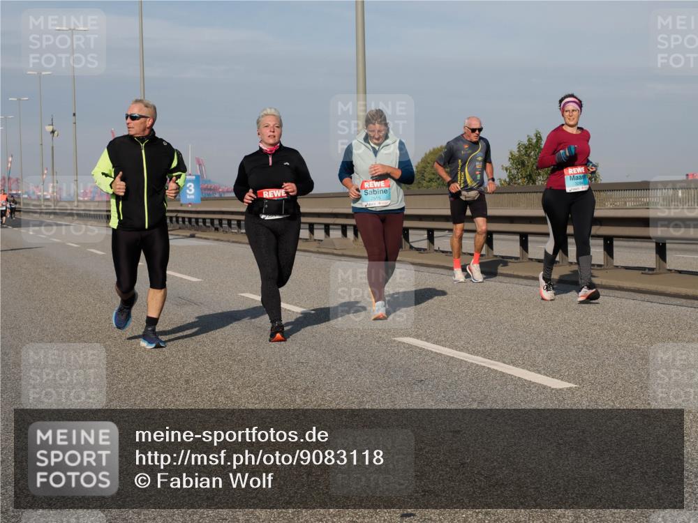 03.10.2025 - Köhlbrandbrückenlauf Fabian Wolf http://msf.ph/oto/9083118 03.10.2025 10:18:58 Position 3 2515, 3284 meine-sportfotos.de