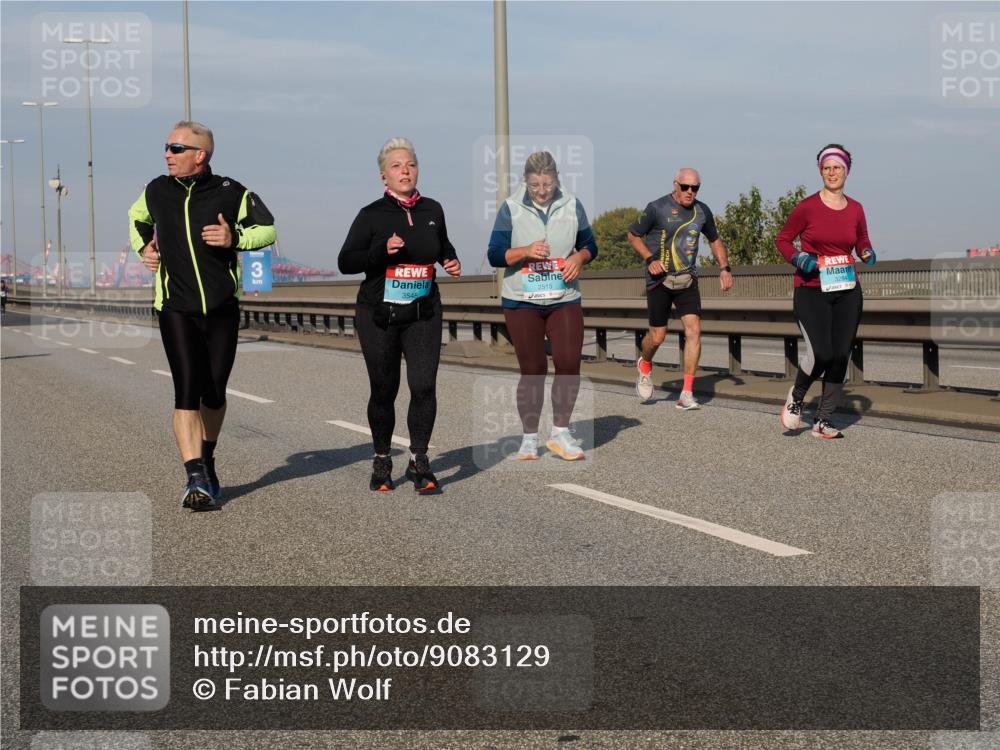 03.10.2025 - Köhlbrandbrückenlauf Fabian Wolf http://msf.ph/oto/9083129 03.10.2025 10:18:58 Position 3 3, 3548, 2515 meine-sportfotos.de