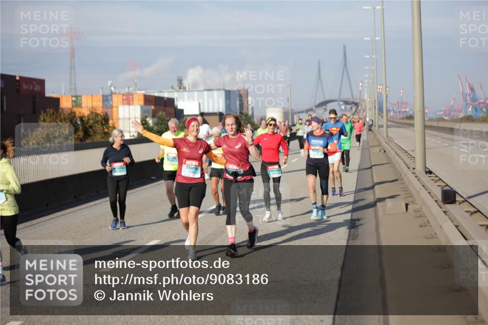 03.10.2025 - Köhlbrandbrückenlauf Jannik Wohlers http://msf.ph/oto/9083186 03.10.2025 10:06:00 Position 3 2169 meine-sportfotos.de