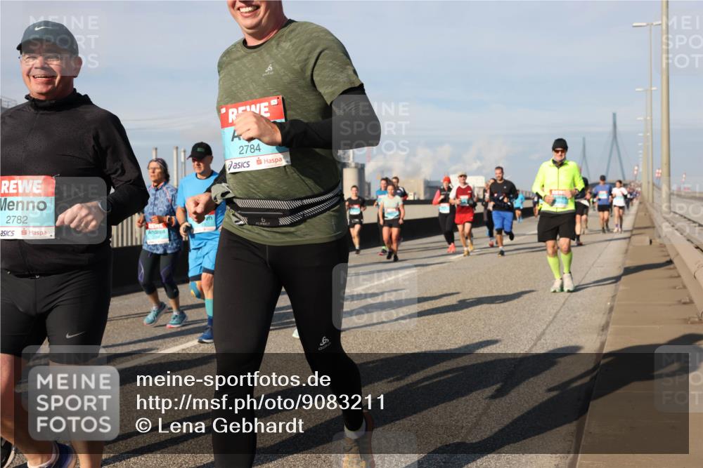 03.10.2025 - Köhlbrandbrückenlauf Lena Gebhardt http://msf.ph/oto/9083211 03.10.2025 10:04:48 Position 2 2782, 9, 2784 meine-sportfotos.de