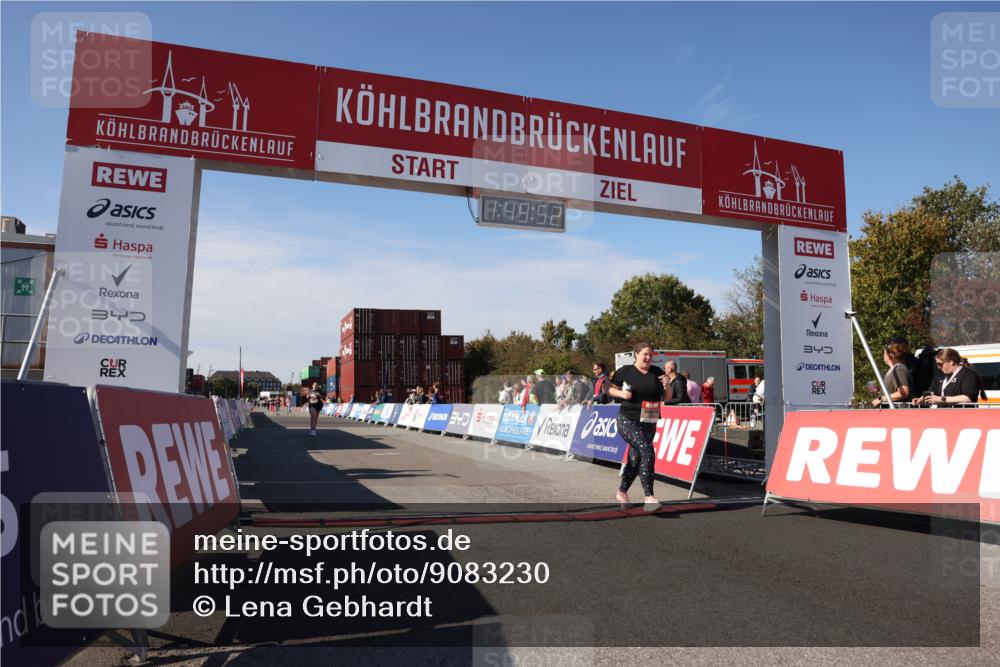 03.10.2025 - Köhlbrandbrückenlauf Lena Gebhardt http://msf.ph/oto/9083230 03.10.2025 13:49:53 Ziel 5316, 5364 meine-sportfotos.de