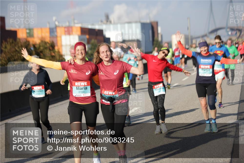 03.10.2025 - Köhlbrandbrückenlauf Jannik Wohlers http://msf.ph/oto/9083245 03.10.2025 10:06:01 Position 3 2103, 2169 meine-sportfotos.de