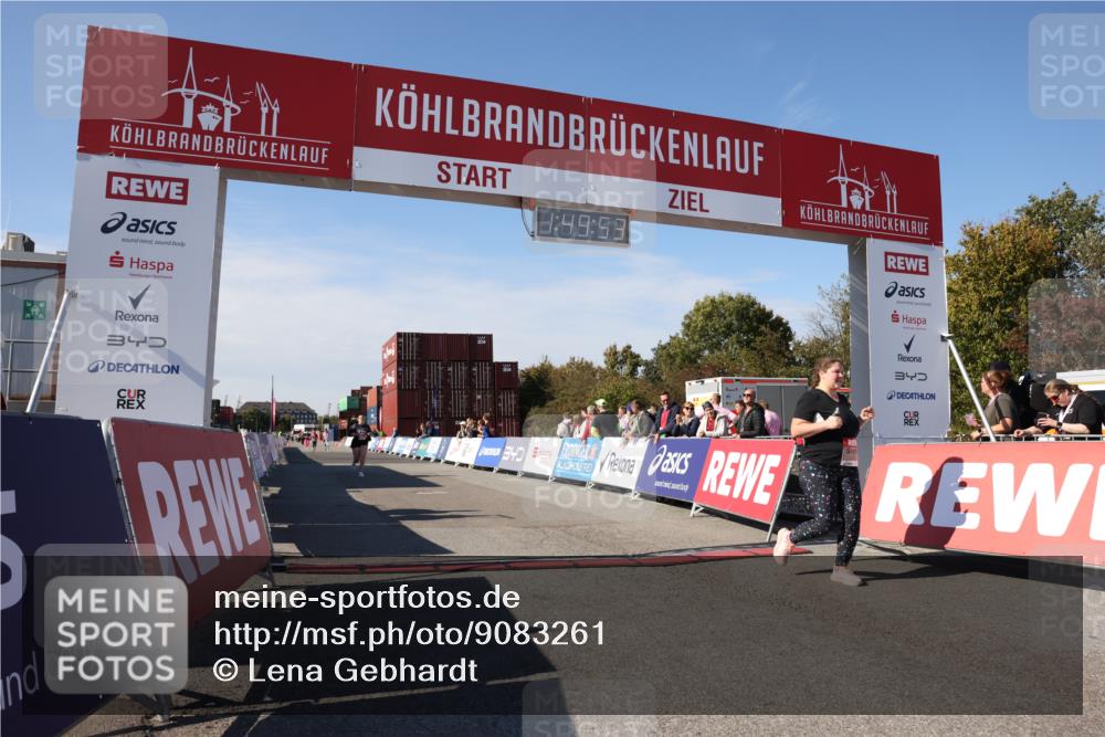 03.10.2025 - Köhlbrandbrückenlauf Lena Gebhardt http://msf.ph/oto/9083261 03.10.2025 13:49:53 Ziel 5316, 5364 meine-sportfotos.de