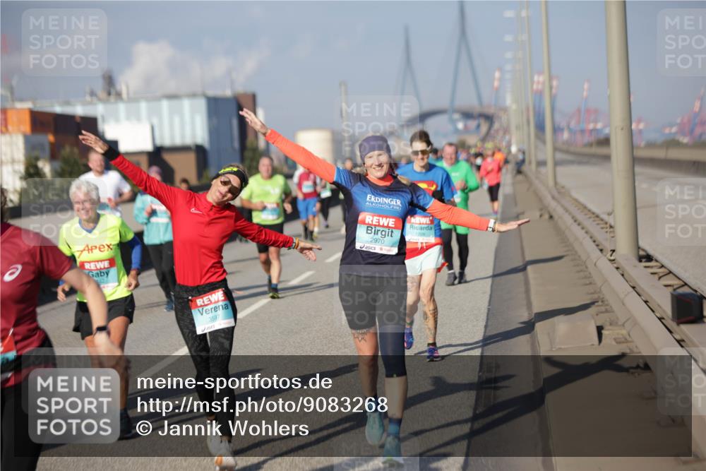 03.10.2025 - Köhlbrandbrückenlauf Jannik Wohlers http://msf.ph/oto/9083268 03.10.2025 10:06:01 Position 3 3597, 2970, 1709 meine-sportfotos.de