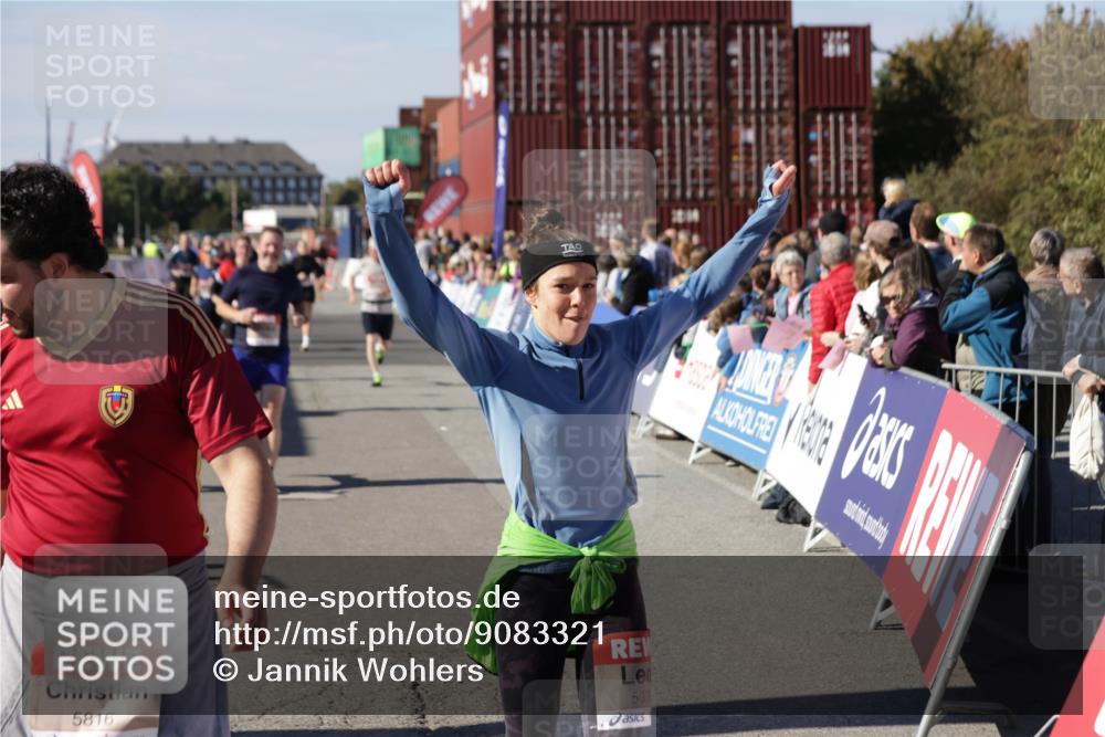 03.10.2025 - Köhlbrandbrückenlauf Jannik Wohlers http://msf.ph/oto/9083321 03.10.2025 13:18:23 Ziel 4280, 4341, 4560, 4581, 4600, 4760, 4819, 4882, 5192, 5379, 5440, 5691, 5722, 5816, 6001 meine-sportfotos.de