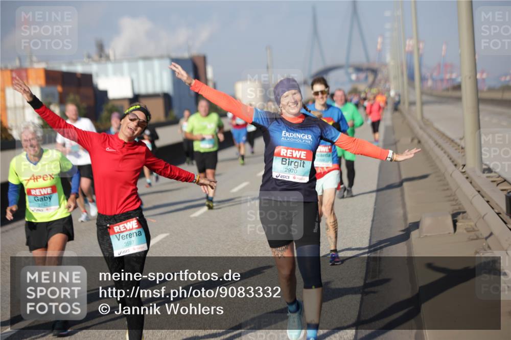 03.10.2025 - Köhlbrandbrückenlauf Jannik Wohlers http://msf.ph/oto/9083332 03.10.2025 10:06:02 Position 3 3597, 2970 meine-sportfotos.de
