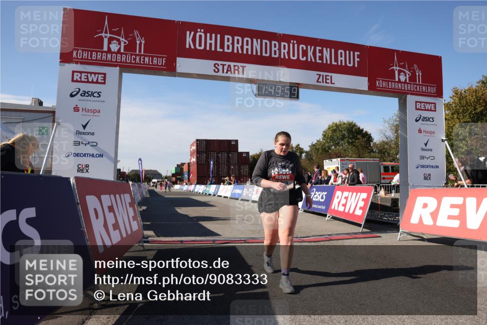 03.10.2025 - Köhlbrandbrückenlauf Lena Gebhardt http://msf.ph/oto/9083333 03.10.2025 13:50:00 Ziel 5316, 5364 meine-sportfotos.de