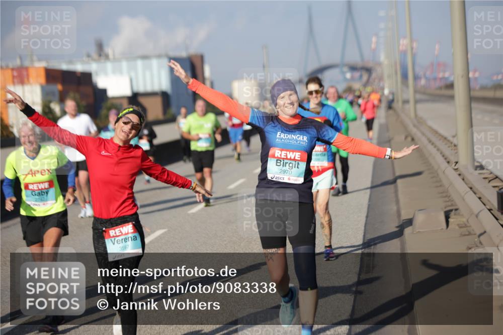 03.10.2025 - Köhlbrandbrückenlauf Jannik Wohlers http://msf.ph/oto/9083338 03.10.2025 10:06:02 Position 3 3597, 2970 meine-sportfotos.de