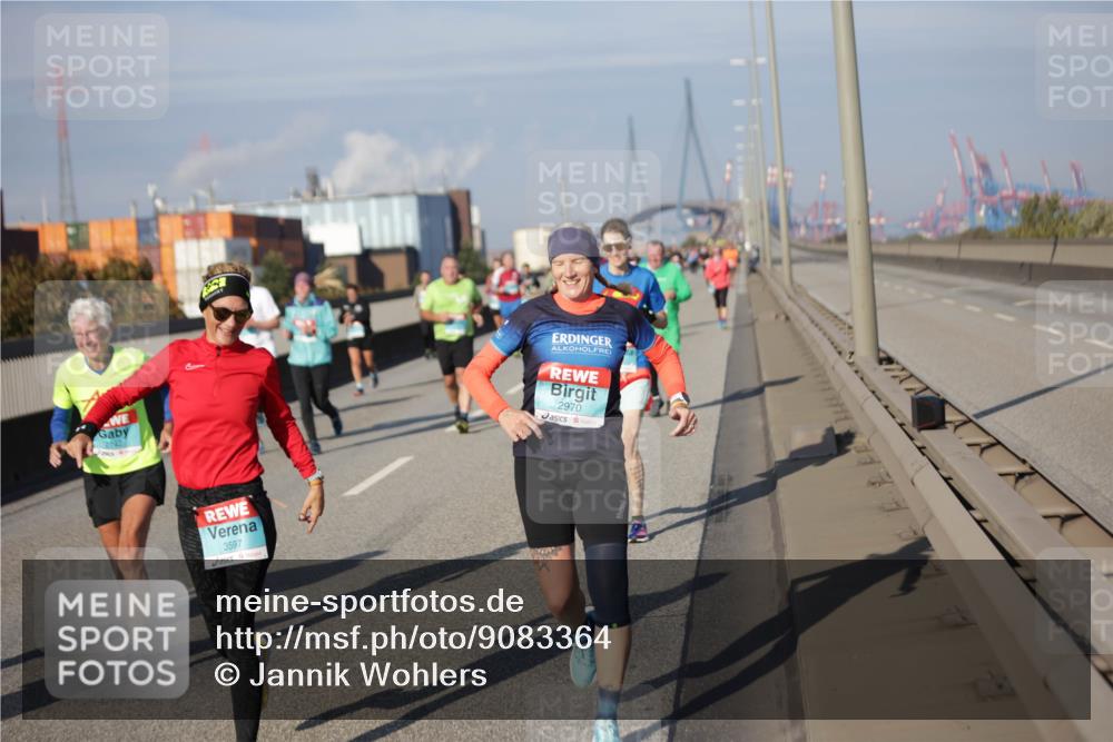 03.10.2025 - Köhlbrandbrückenlauf Jannik Wohlers http://msf.ph/oto/9083364 03.10.2025 10:06:03 Position 3 3597, 2970 meine-sportfotos.de