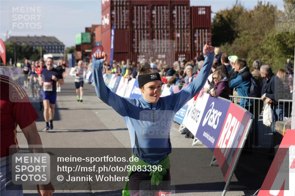 03.10.2025 - Köhlbrandbrückenlauf Jannik Wohlers http://msf.ph/oto/9083396 03.10.2025 13:18:23 Ziel 4280, 4341, 4560, 4581, 4600, 4760, 4819, 4882, 5192, 5379, 5440, 5691, 5722, 5816, 6001 meine-sportfotos.de