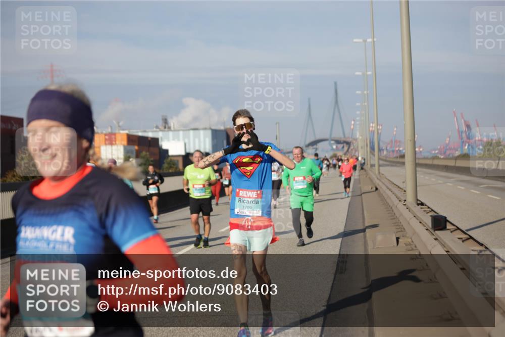 03.10.2025 - Köhlbrandbrückenlauf Jannik Wohlers http://msf.ph/oto/9083403 03.10.2025 10:06:04 Position 3 1709 meine-sportfotos.de