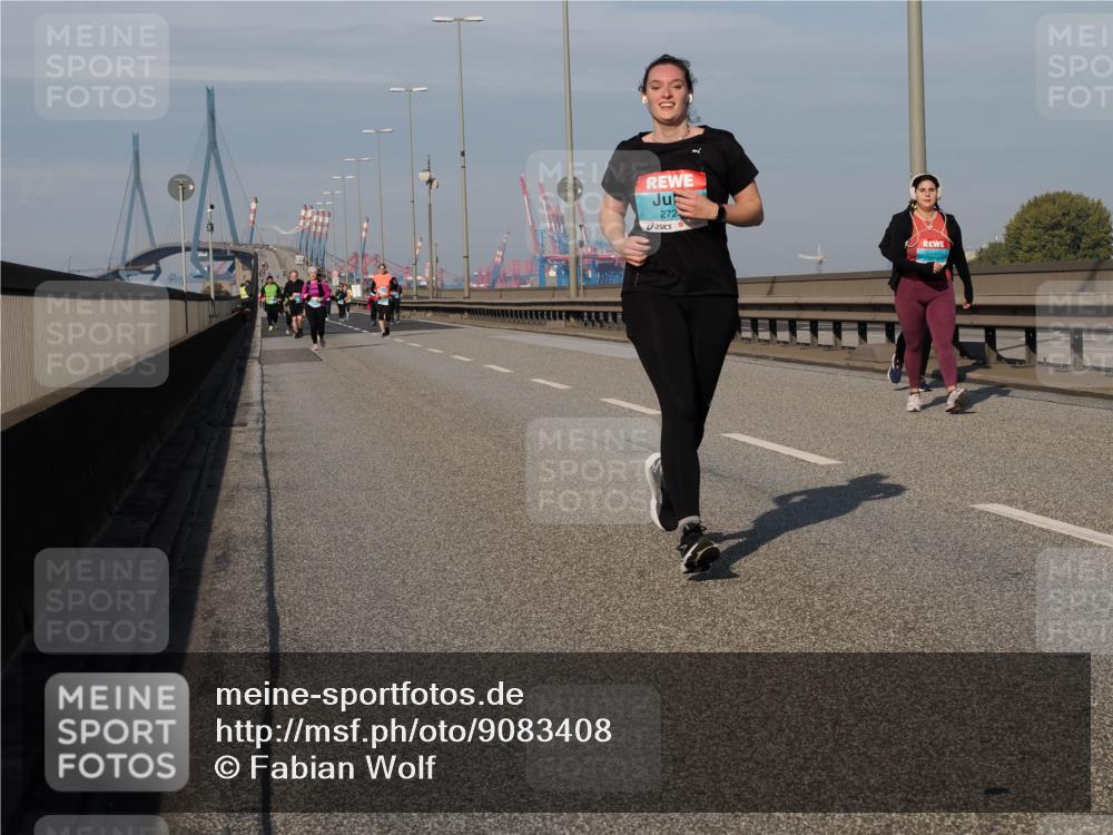 03.10.2025 - Köhlbrandbrückenlauf Fabian Wolf http://msf.ph/oto/9083408 03.10.2025 10:19:07 Position 3 272 meine-sportfotos.de
