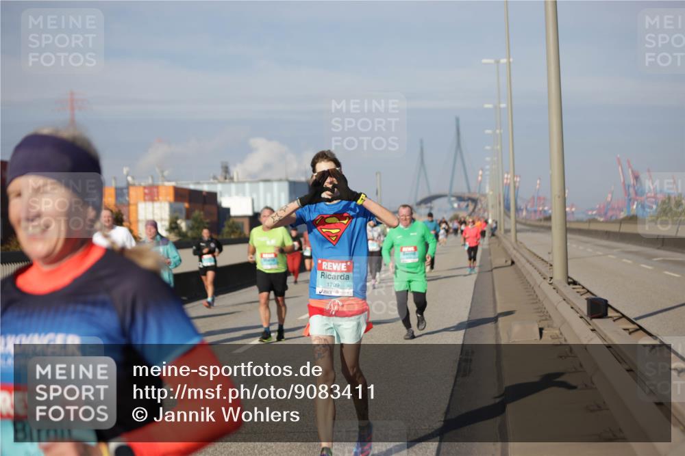 03.10.2025 - Köhlbrandbrückenlauf Jannik Wohlers http://msf.ph/oto/9083411 03.10.2025 10:06:05 Position 3 1709 meine-sportfotos.de