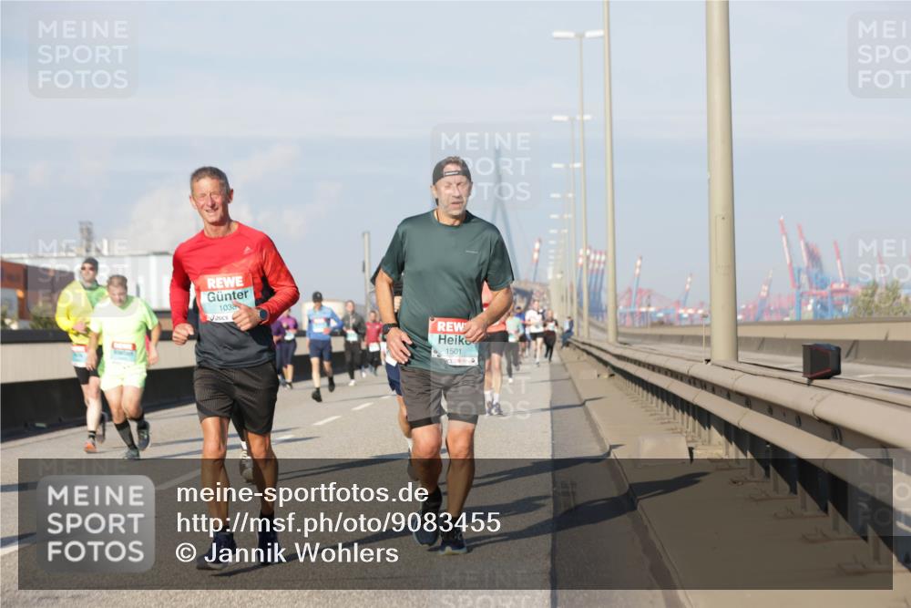 03.10.2025 - Köhlbrandbrückenlauf Jannik Wohlers http://msf.ph/oto/9083455 03.10.2025 09:55:51 Position 3 1038, 1501 meine-sportfotos.de