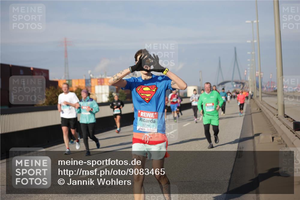 03.10.2025 - Köhlbrandbrückenlauf Jannik Wohlers http://msf.ph/oto/9083465 03.10.2025 10:06:05 Position 3 1709 meine-sportfotos.de