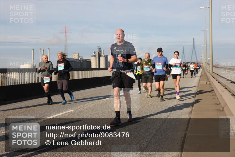 03.10.2025 - Köhlbrandbrückenlauf Lena Gebhardt http://msf.ph/oto/9083476 03.10.2025 10:04:54 Position 2  meine-sportfotos.de