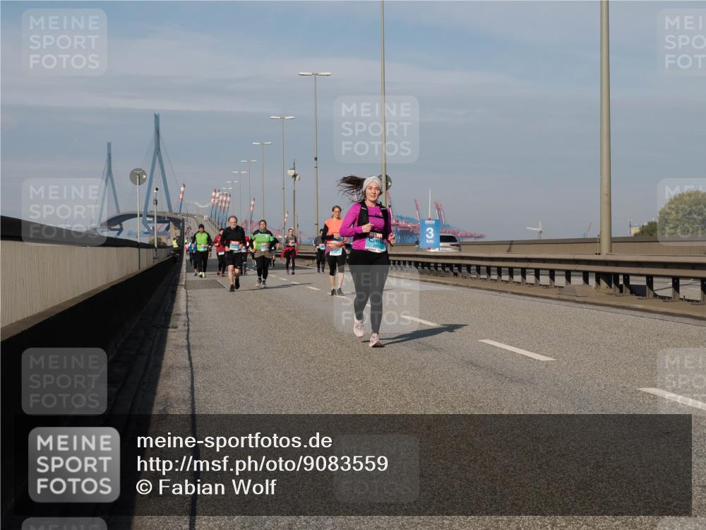 03.10.2025 - Köhlbrandbrückenlauf Fabian Wolf http://msf.ph/oto/9083559 03.10.2025 10:19:21 Position 3  meine-sportfotos.de