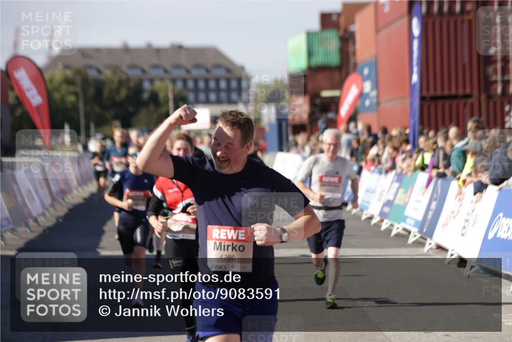 03.10.2025 - Köhlbrandbrückenlauf Jannik Wohlers http://msf.ph/oto/9083591 03.10.2025 13:18:24 Ziel 4154, 4280, 4341, 4560, 4581, 4600, 4760, 4819, 4882, 5192, 5379, 5440, 5691, 5722, 5816, 6001 meine-sportfotos.de