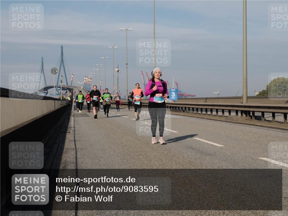 03.10.2025 - Köhlbrandbrückenlauf Fabian Wolf http://msf.ph/oto/9083595 03.10.2025 10:19:22 Position 3 2531, 3 meine-sportfotos.de