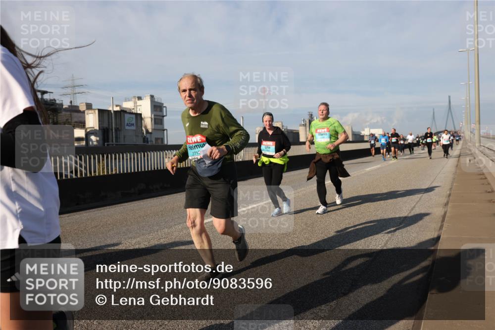 03.10.2025 - Köhlbrandbrückenlauf Lena Gebhardt http://msf.ph/oto/9083596 03.10.2025 10:04:57 Position 2 1713 meine-sportfotos.de