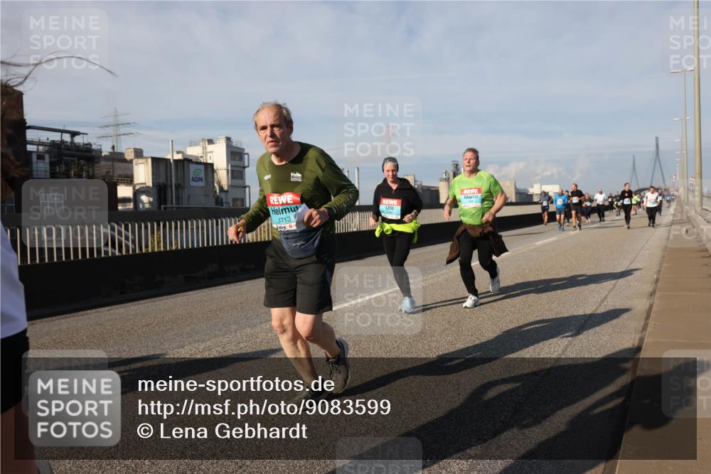 03.10.2025 - Köhlbrandbrückenlauf Lena Gebhardt http://msf.ph/oto/9083599 03.10.2025 10:04:57 Position 2 1713 meine-sportfotos.de