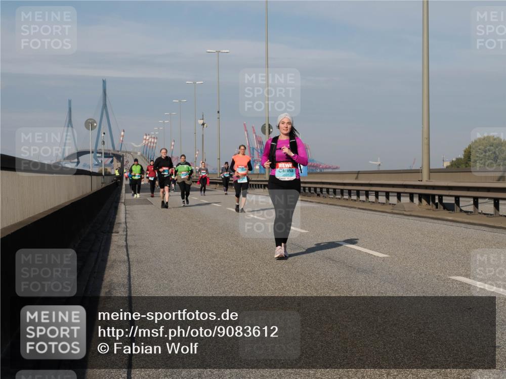 03.10.2025 - Köhlbrandbrückenlauf Fabian Wolf http://msf.ph/oto/9083612 03.10.2025 10:19:22 Position 3 2531 meine-sportfotos.de