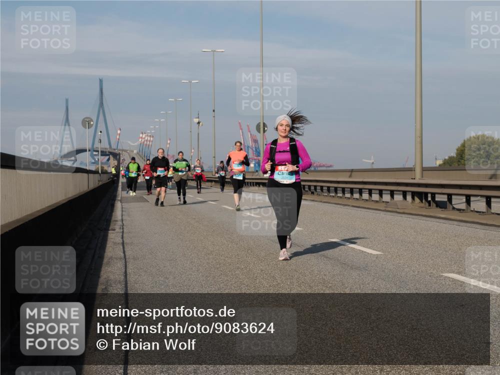 03.10.2025 - Köhlbrandbrückenlauf Fabian Wolf http://msf.ph/oto/9083624 03.10.2025 10:19:22 Position 3 2531 meine-sportfotos.de