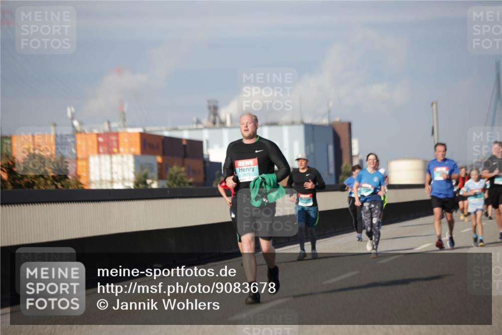 03.10.2025 - Köhlbrandbrückenlauf Jannik Wohlers http://msf.ph/oto/9083678 03.10.2025 10:06:22 Position 3 2873 meine-sportfotos.de