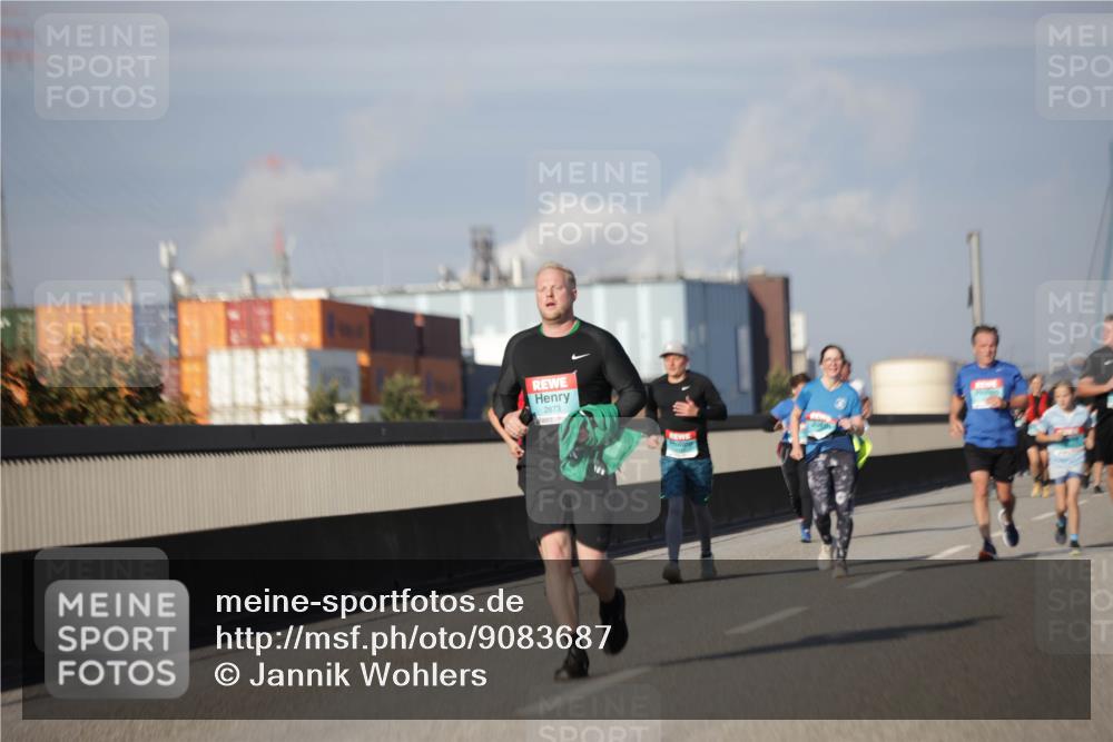 03.10.2025 - Köhlbrandbrückenlauf Jannik Wohlers http://msf.ph/oto/9083687 03.10.2025 10:06:22 Position 3 2873 meine-sportfotos.de