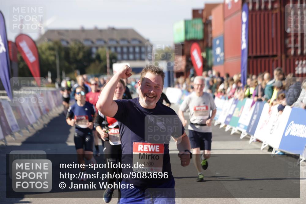 03.10.2025 - Köhlbrandbrückenlauf Jannik Wohlers http://msf.ph/oto/9083696 03.10.2025 13:18:25 Ziel 4154, 4280, 4341, 4560, 4581, 4600, 4760, 4819, 4882, 5192, 5379, 5440, 5691, 5722, 5816, 6001 meine-sportfotos.de