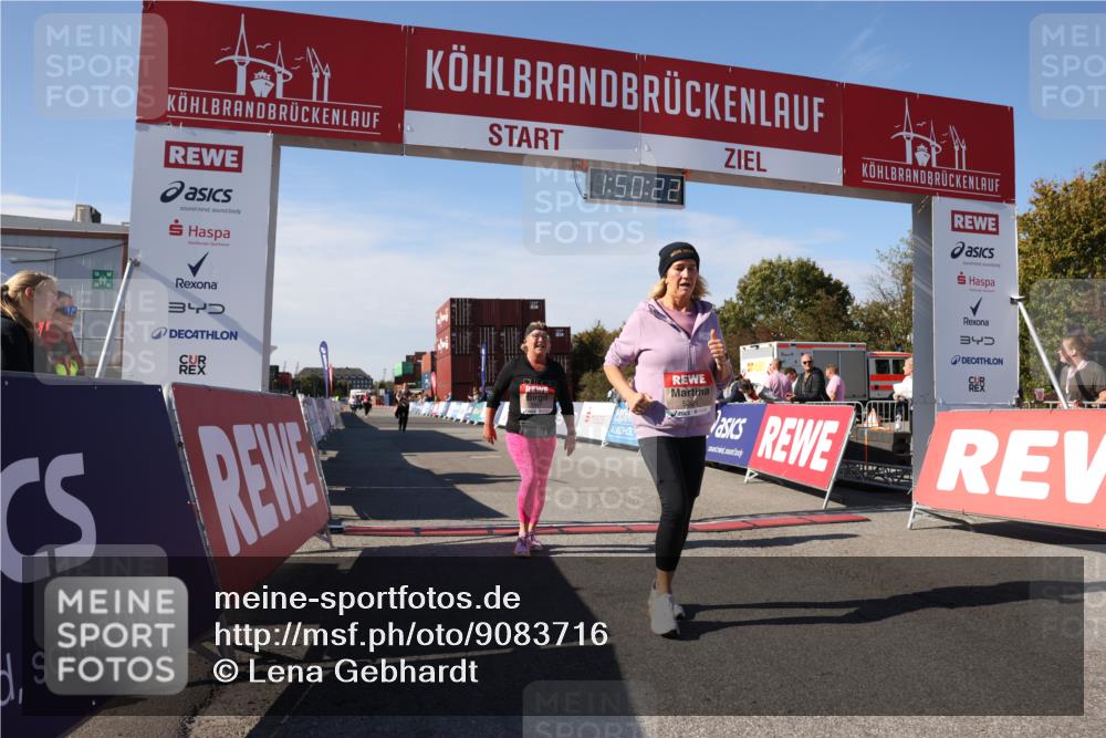 03.10.2025 - Köhlbrandbrückenlauf Lena Gebhardt http://msf.ph/oto/9083716 03.10.2025 13:50:22 Ziel 5225, 5547, 5611, 5612 meine-sportfotos.de