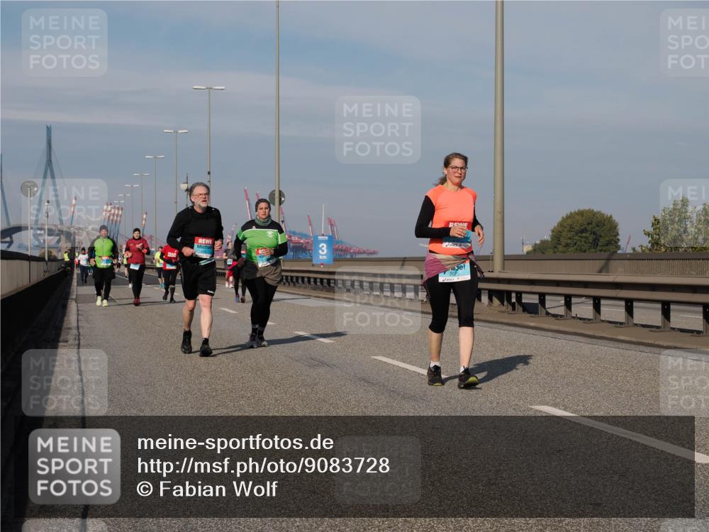 03.10.2025 - Köhlbrandbrückenlauf Fabian Wolf http://msf.ph/oto/9083728 03.10.2025 10:19:31 Position 3 2483 meine-sportfotos.de
