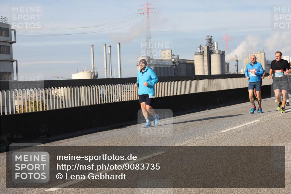 03.10.2025 - Köhlbrandbrückenlauf Lena Gebhardt http://msf.ph/oto/9083735 03.10.2025 10:05:00 Position 2  meine-sportfotos.de