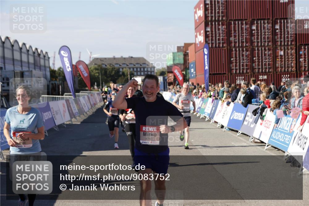 03.10.2025 - Köhlbrandbrückenlauf Jannik Wohlers http://msf.ph/oto/9083752 03.10.2025 13:18:25 Ziel 4154, 4280, 4341, 4560, 4581, 4600, 4760, 4819, 4882, 5192, 5379, 5440, 5691, 5722, 5816, 6001 meine-sportfotos.de