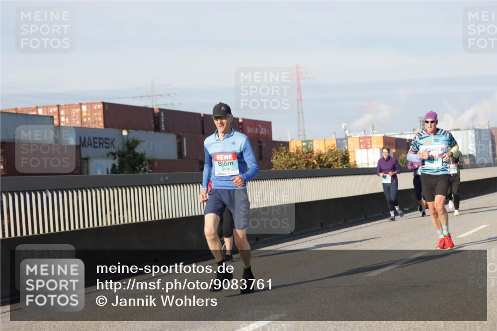 03.10.2025 - Köhlbrandbrückenlauf Jannik Wohlers http://msf.ph/oto/9083761 03.10.2025 09:55:59 Position 3 3124 meine-sportfotos.de