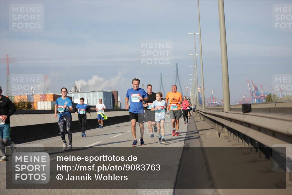 03.10.2025 - Köhlbrandbrückenlauf Jannik Wohlers http://msf.ph/oto/9083763 03.10.2025 10:06:29 Position 3  meine-sportfotos.de
